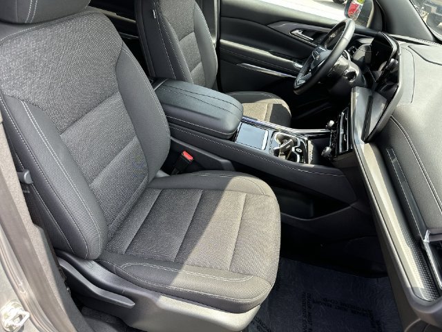 Used 2024 Chevrolet Traverse LT AWD/4WD image 29