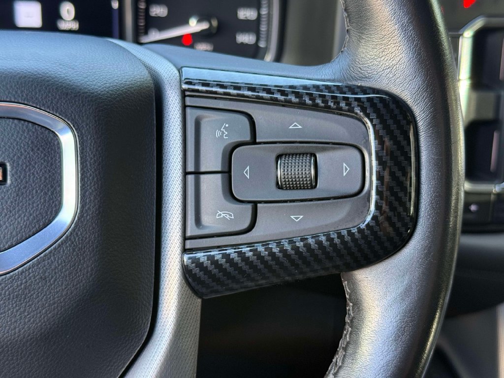 Used 2021 GMC Yukon Denali w/ Advanced Technology Package AWD/4WD image 33