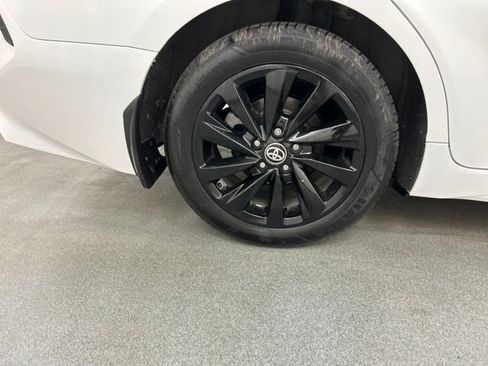 Used 2024 Toyota Camry SE FWD image 23