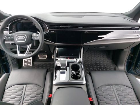 Used 2022 Audi RS Q8 image 11
