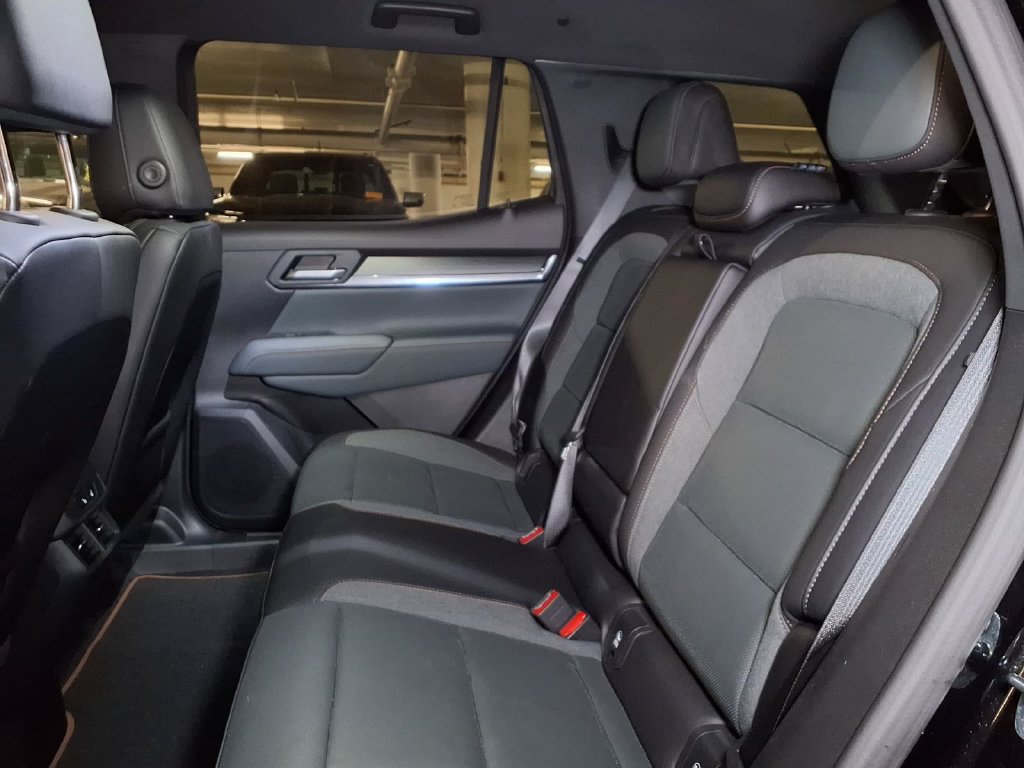 Used 2026 GMC Terrain AT4 w/ Convenience Package III AWD/4WD image 16