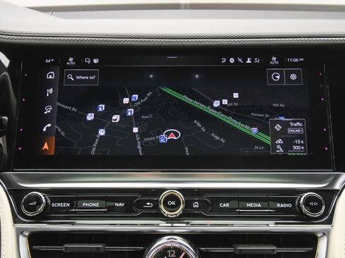 Used 2025 Bentley Flying Spur Plug-In Hybrid image 38