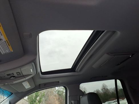 Used 2015 Chevrolet Tahoe LTZ image 12