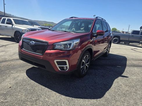 Used 2020 Subaru Forester Limited w/ Popular Package #3 AWD/4WD image 2