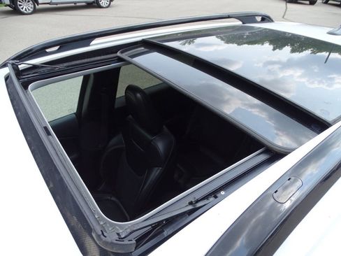 Used 2022 Jeep Cherokee 4WD Latitude Lux image 12