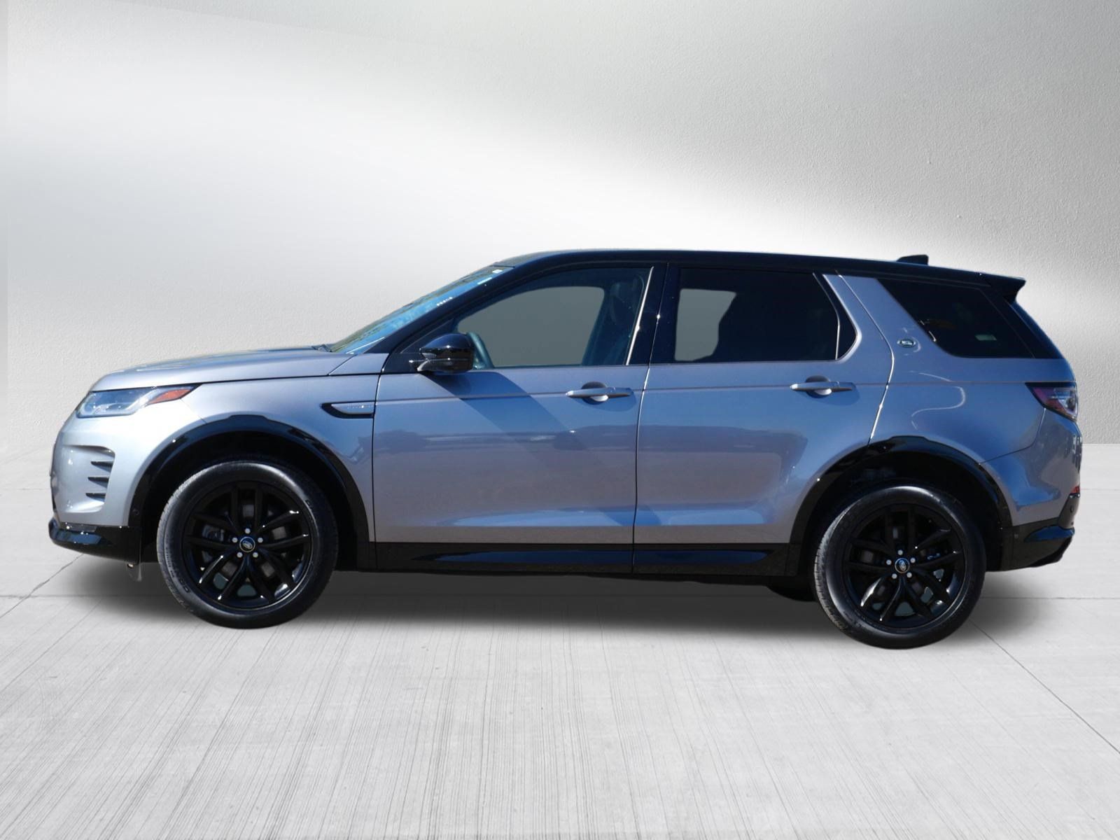 Certified 2024 Land Rover Discovery Sport Dynamic SE AWD/4WD image 2