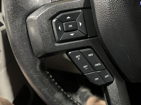 Used 2018 Ford F150 XLT w/ Equipment Group 301A Mid RWD image 12