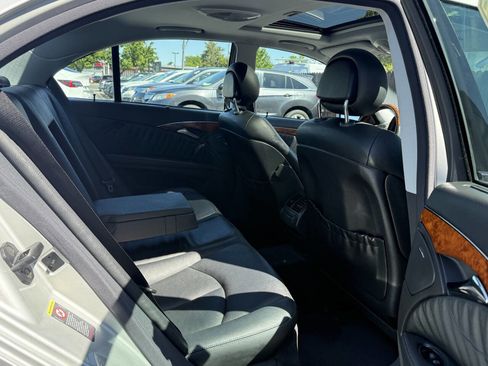 Used 2004 Mercedes-Benz E 320 Sedan image 23