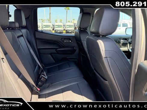 Used 2024 GMC Canyon Elevation w/ Elevation Premium Package AWD/4WD image 15