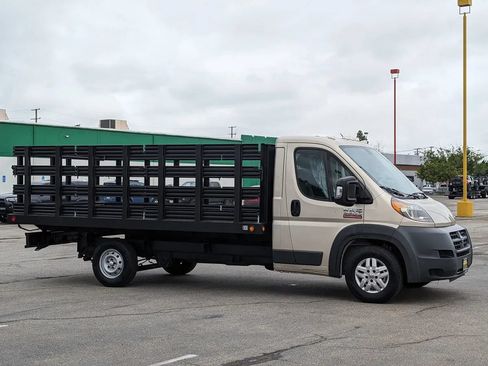 Used 2014 RAM ProMaster 3500 w/ Interior Convenience Group FWD image 2
