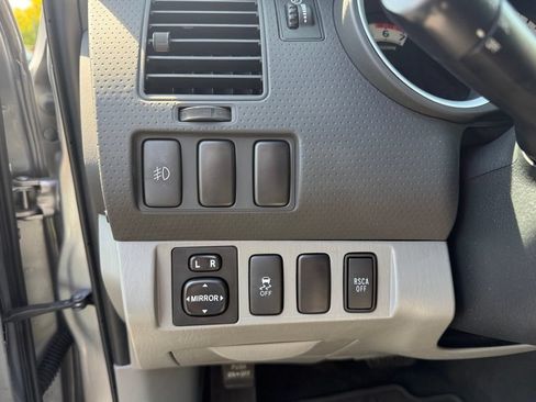 Used 2015 Toyota Tacoma 4x4 Double Cab w/ SR5 Package image 14