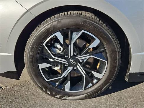 Certified 2025 Hyundai Sonata SEL image 13