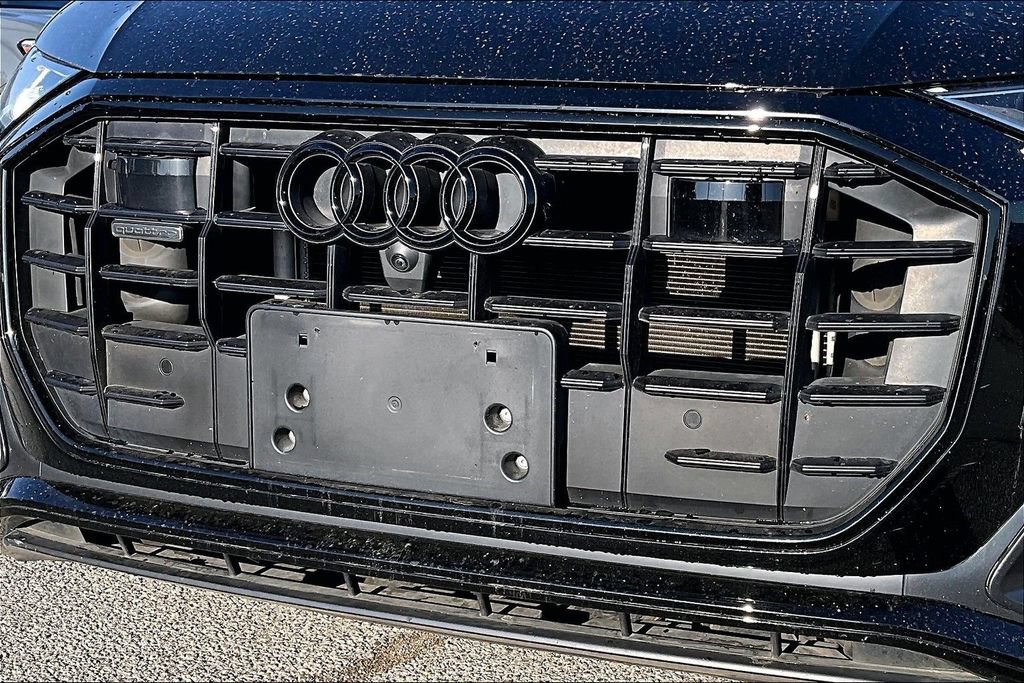 Used 2023 Audi Q8 Prestige w/ Prestige Package AWD/4WD image 38