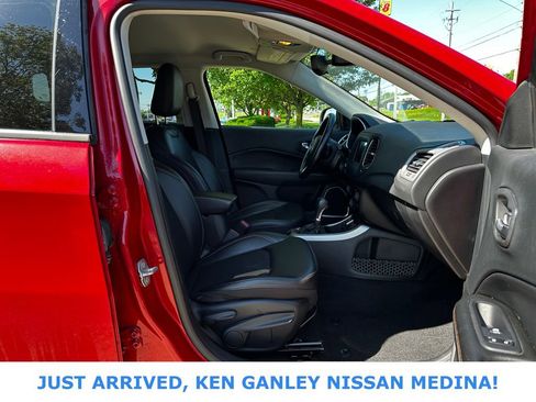 Used 2021 Jeep Compass Latitude FWD image 21