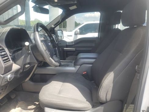 Used 2019 Ford F150 XLT w/ Equipment Group 302A Luxury AWD/4WD image 10