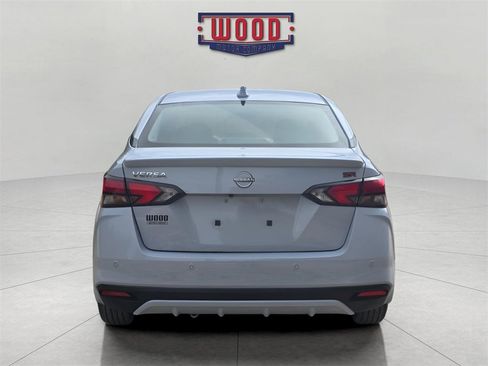New 2025 Nissan Versa SR w/ Trunk Package image 3