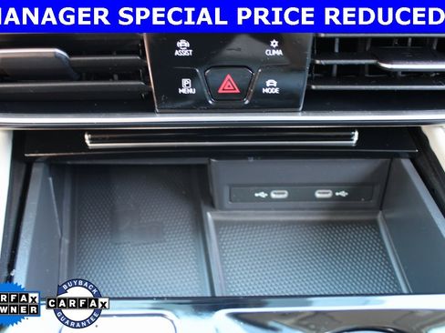 Certified 2024 Volkswagen Atlas SE image 17