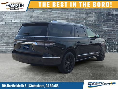 Used 2023 Lincoln Navigator L Reserve AWD/4WD image 6