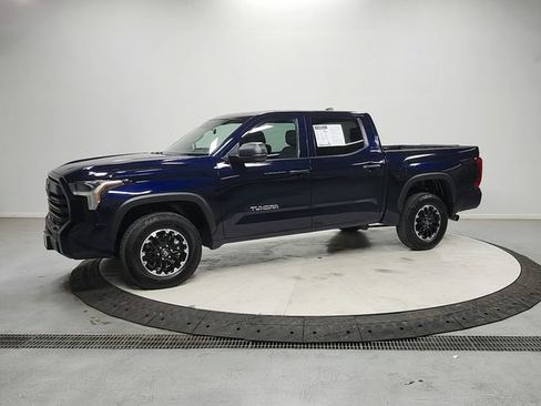 Used 2025 Toyota Tundra SR5 AWD/4WD image 3