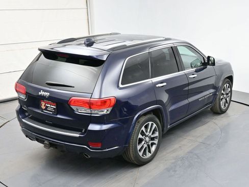 Used 2017 Jeep Grand Cherokee Overland w/ Jeep Active Safety Group image 32