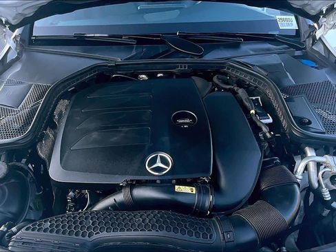 Used 2021 Mercedes-Benz C 300 Sedan image 13
