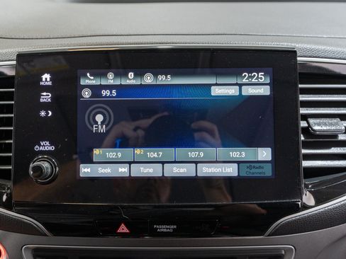 Used 2022 Honda Pilot Special Edition image 16