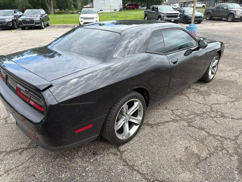 Used 2015 Dodge Challenger SXT w/ Super Sport Group (SS/T) RWD image 6