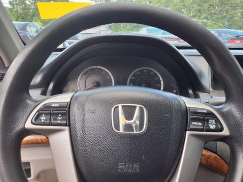Used 2011 Honda Accord EX image 18