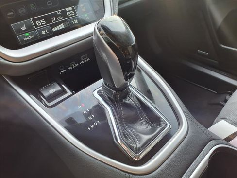 Certified 2025 Subaru Outback Limited image 12