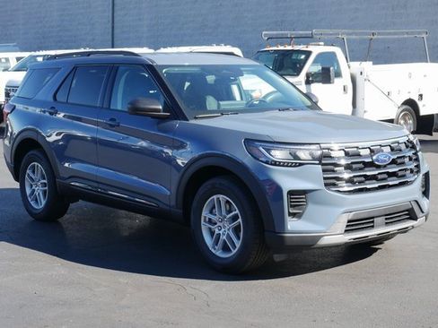 New 2026 Ford Explorer Active image 6