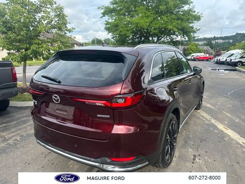 Used 2024 MAZDA CX-90 Plug-In Hybrid w/ Premium Plus AWD/4WD image 5