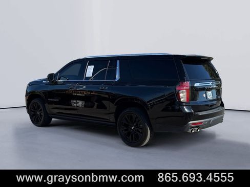 Used 2021 Chevrolet Suburban High Country w/ Premium Package image 6
