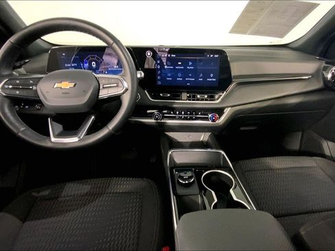 Used 2026 Chevrolet Equinox LT FWD image 15