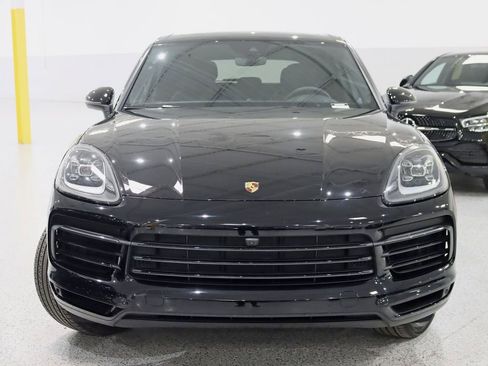 Used 2023 Porsche Cayenne AWD/4WD image 8