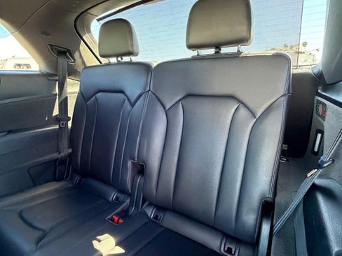 Used 2019 Audi Q7 3.0T Prestige AWD/4WD image 48