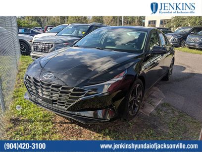 Used 2022 Hyundai Elantra SEL w/ Convenience + Premium Package
