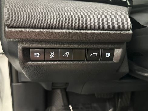 Used 2025 Toyota Camry LE w/ Convenience Package AWD/4WD image 22