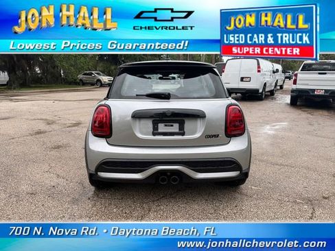 Used 2024 MINI Cooper S w/ Signature Upholstery Package image 9