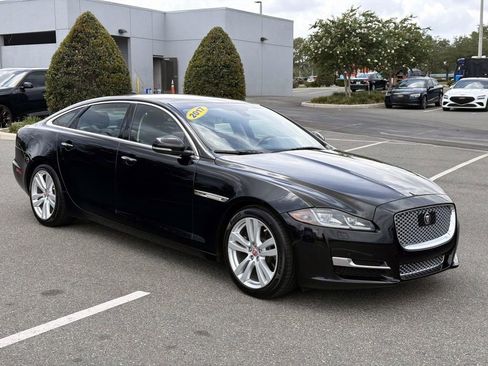 Used 2017 Jaguar XJ L Portfolio AWD/4WD image 7