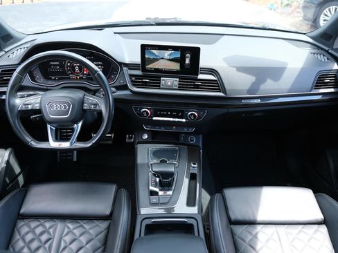 Used 2018 Audi SQ5 Prestige w/ Prestige Package AWD/4WD image 10