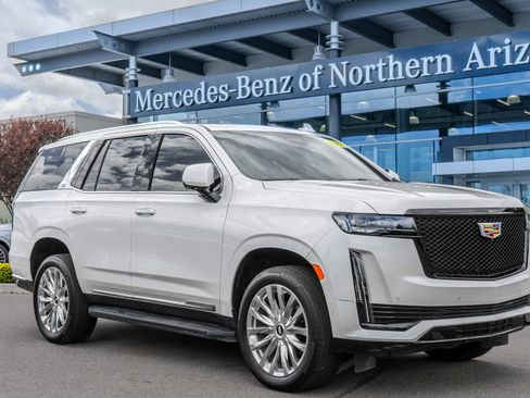 Used 2023 Cadillac Escalade Premium Luxury AWD/4WD image 1