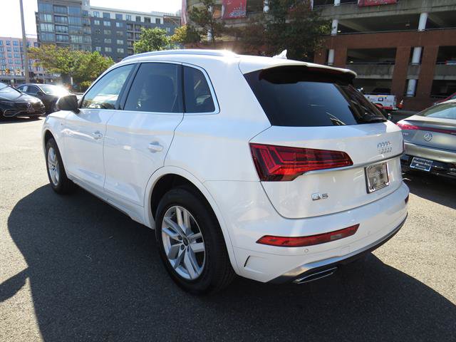 Used 2022 Audi Q5 2.0T Premium AWD/4WD image 2