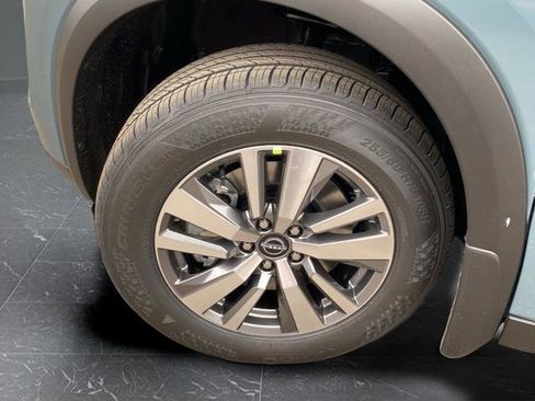 New 2026 Nissan Pathfinder SL image 34