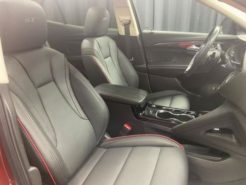 Used 2023 Buick Envision Essence w/ Sport Touring Package AWD/4WD image 16