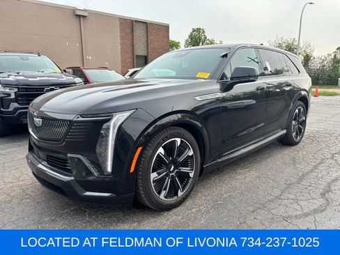 Used 2025 Cadillac Escalade IQ Sport 1 w/ Smart Trailering package AWD/4WD image 1