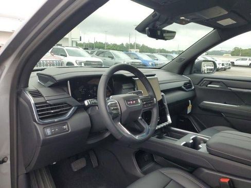 New 2026 GMC Acadia Elevation w/ Elevation Premium Package FWD image 16