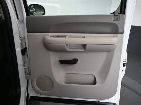 Used 2013 Chevrolet Silverado 3500 W/T image 35