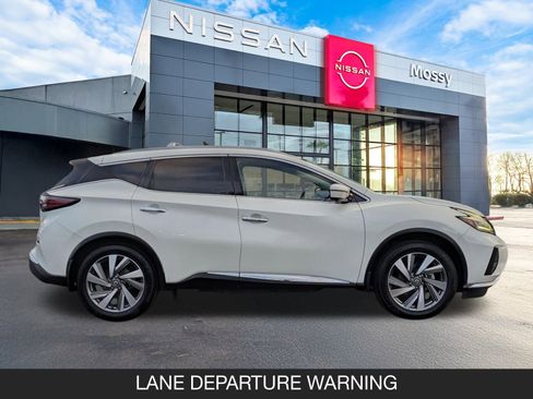 Used 2020 Nissan Murano SL image 6