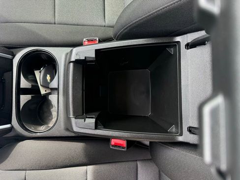 Used 2025 Chevrolet Colorado W/T w/ WT Convenience Package II image 37