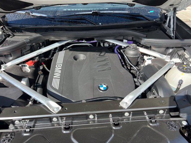 Used 2025 BMW X7 xDrive40i AWD/4WD image 27